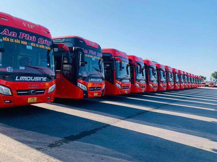 Xe khách An Phú Quý ảnh 1
