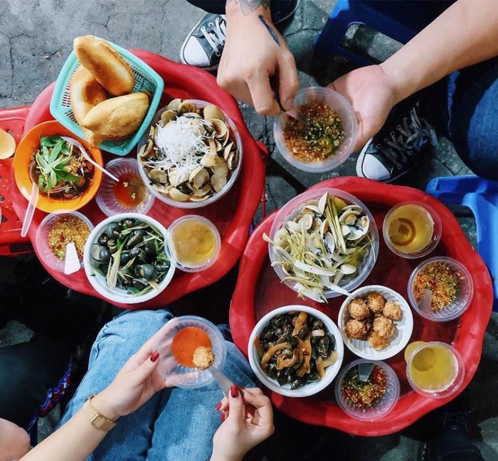 Những khoảnh khắc ấm áp tại Ốc & Chè - Đình Ngang