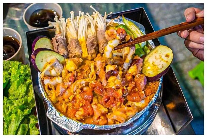 Hình ảnh Anh Em Quán - Không gian ấm cúng với món nướng bơ đặc trưng