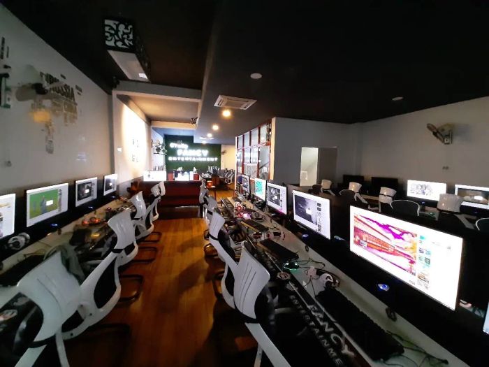 Không gian hiện đại và tiện nghi tại Fancy Cybergames