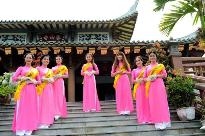 Cho thuê trang phục Cánh Sen Hồng - Hình ảnh 1