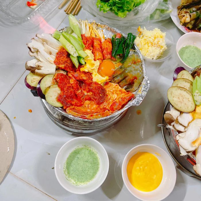Hình ảnh Cây Nhãn Quán - Nét đẹp ẩm thực giữa lòng cố đô
