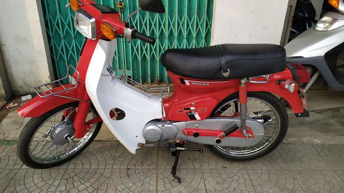 Khoảnh khắc giao dịch tại cửa hàng Minh Phương