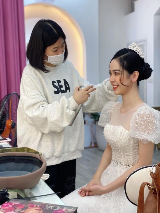 Khoảnh khắc cô dâu lộng lẫy tại Thủy Lê Bridal