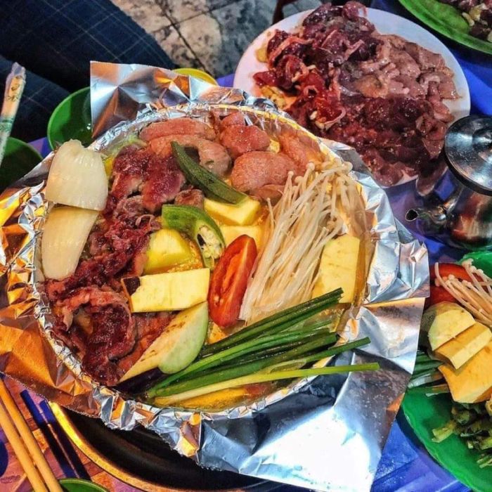 Hình ảnh Anh Em Quán - Không gian ấm cúng với những món nướng bơ hấp dẫn