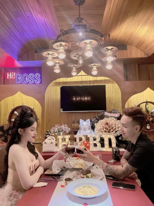 Khu vực tổ chức tiệc cao cấp tại HiB0SS