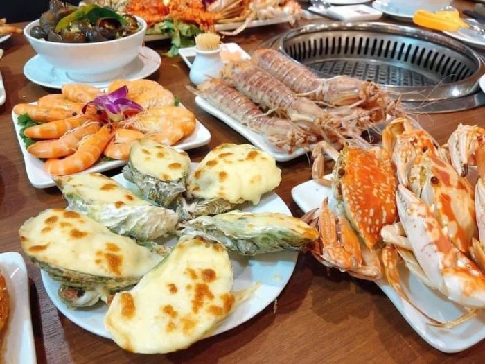 Bộ sưu tập món ăn đa dạng tại Buffet Chef Dzung - Ảnh 2