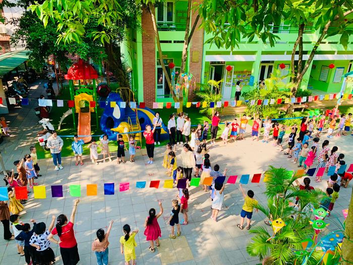 Những khoảnh khắc vui học đáng nhớ của các bé tại Trường Mầm non Họa Mi
