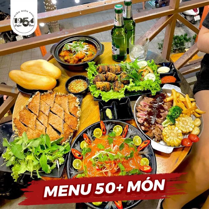 Khu vực bar với thiết kế độc đáo tại 1954