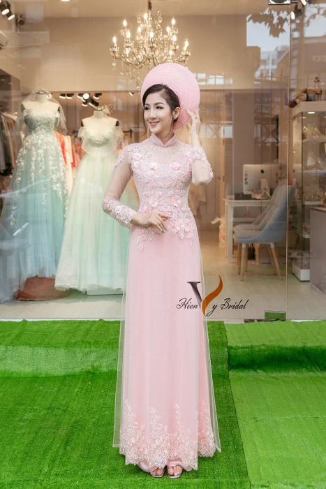 Hiên Vy Bridal Warehouse - Nơi gửi gắm ước mơ váy cưới lộng lẫy