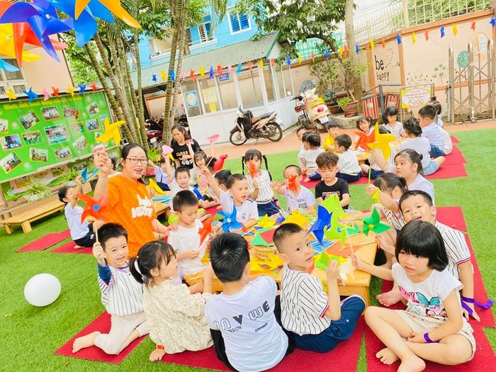Hình ảnh tươi sáng: Khuôn viên xanh mát tại Trường Mầm Non Tuổi Hoa