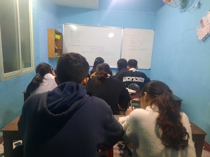 Hình ảnh lớp học Toán NK - nơi những con số trở thành nghệ thuật
