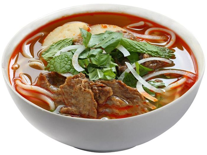 [Ảnh thực tế] Nước dùng bún bò SG Food - Màu sắc chuẩn vị Huế