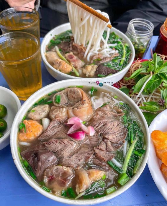 Hình ảnh không gian ấm cúng tại quán Thu Thùy - Bún Bò Huế
