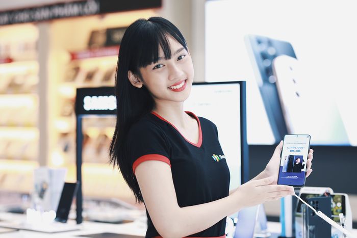 Không gian trưng bày sang trọng tại FPT Shop