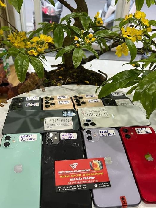 Không gian trưng bày hiện đại tại Viết Thịnh Smartphone