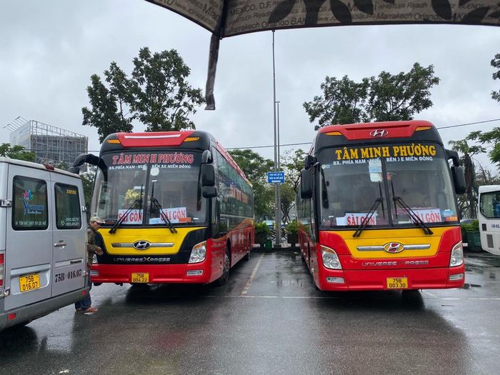 Hình ảnh đội xe hiện đại của Tâm Minh Phương - Tiêu chuẩn 5 sao
