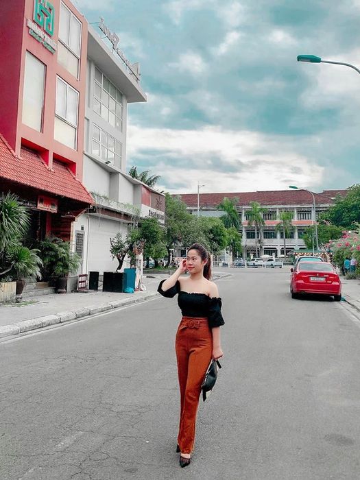 Makeup Artist Linh Lê Nguyễn - Hình ảnh phong cách làm việc chuyên nghiệp