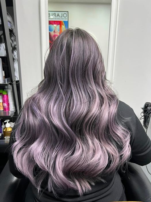 Không gian sang trọng và phong cách phục vụ chuyên nghiệp tại NANCY HAIR SALON