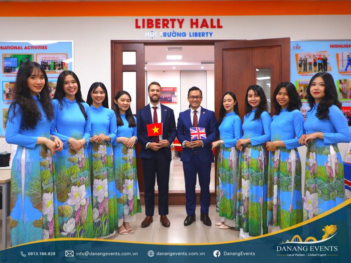 Hình ảnh đội ngũ PG chuyên nghiệp từ Danang Event