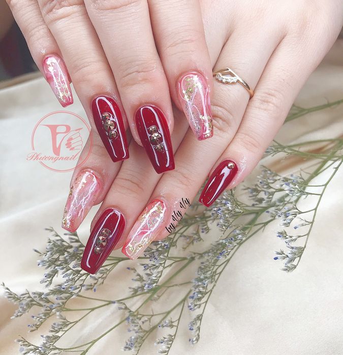 Nghệ thuật vẽ móng đầy cảm hứng tại Phương Nail