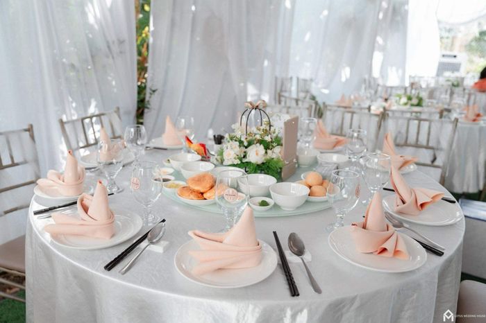 Sảnh tiệc lộng lẫy tại Nhà Hàng Tiệc Cưới Mon Ami