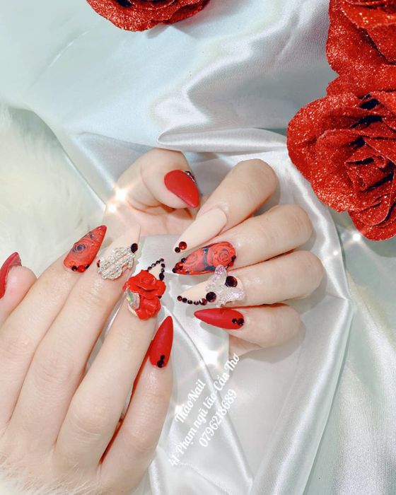 Nghệ thuật vẽ móng tinh tế tại Thảo Nail