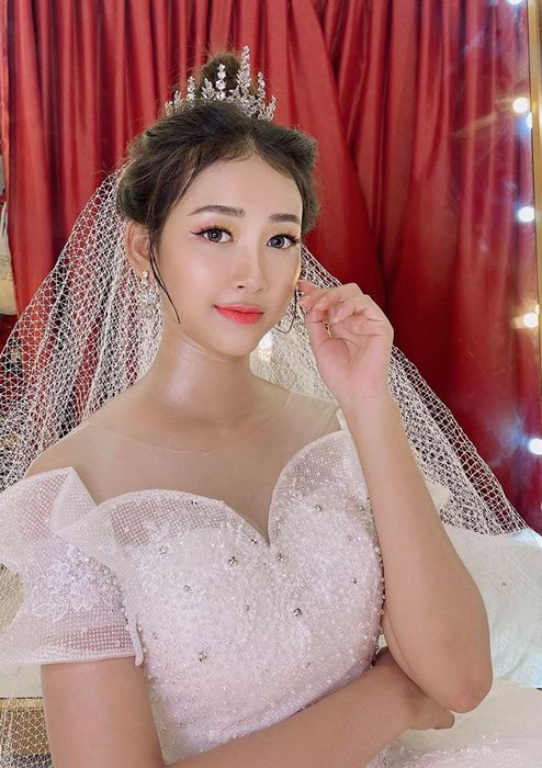 Hình ảnh phong cách trang điểm đặc trưng của Ngọc Mừng