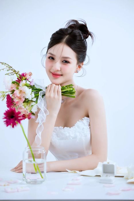 Khoảnh khắc tỏa sáng của các nàng dâu tại Áo Cưới Kathy