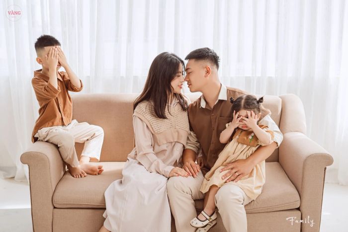 Vàng Studio ảnh 1
