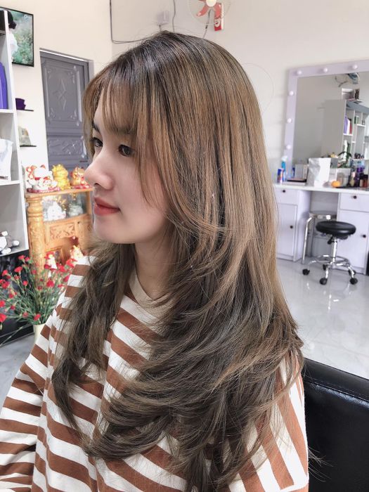Hình ảnh các mẫu tóc thời thượng tại HUE BEAUTY