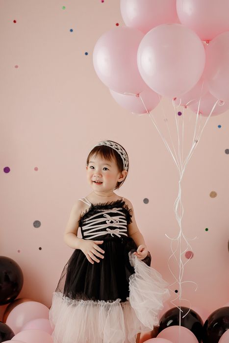 THÀNH VINH Wedding - Hình ảnh 2: Mỗi bức ảnh là một tác phẩm nghệ thuật được chắt lọc từ những khoảnh khắc vui tươi, tự nhiên của các bé, phản ánh đầy đủ sự đáng yêu và ngây thơ của tuổi thơ.