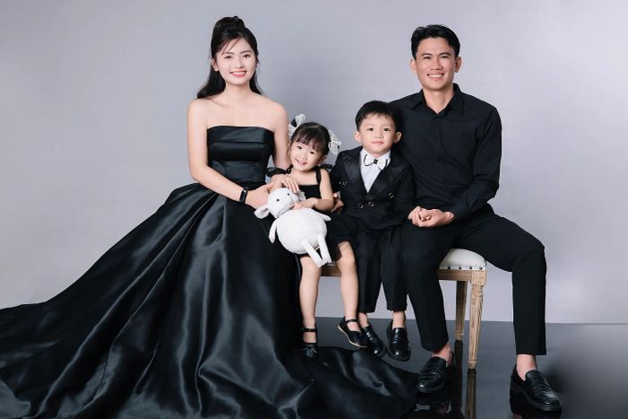Tác phẩm nghệ thuật từ Đình Tân Studio