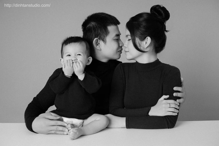 Bộ sưu tập ảnh gia đình ấn tượng tại Đình Tân Studio