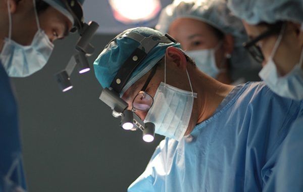 Không gian sang trọng đạt chuẩn quốc tế tại Bệnh viện Thẩm mỹ Á Âu