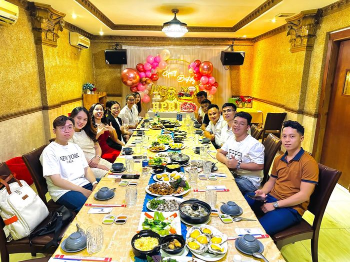 Tiệc sinh nhật tại nhà hàng Hải Châu - Ảnh 2