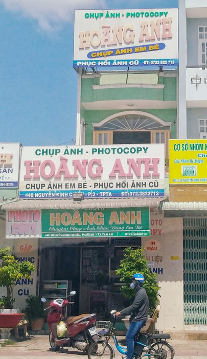Không gian chụp hình chuyên nghiệp tại Studio Hoàng Anh