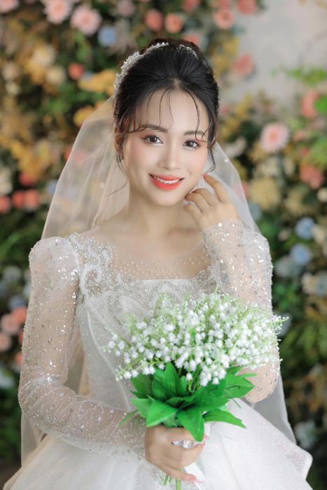 Tác phẩm nghệ thuật trang điểm từ Áo cưới Hana Trần