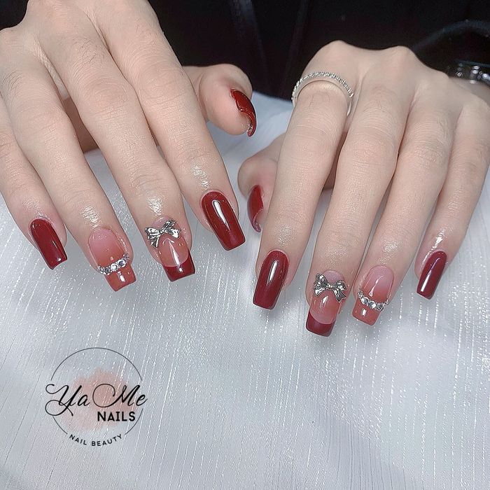 YaMe Nails - Không Gian Ngọt Ngào Phong Cách Hàn