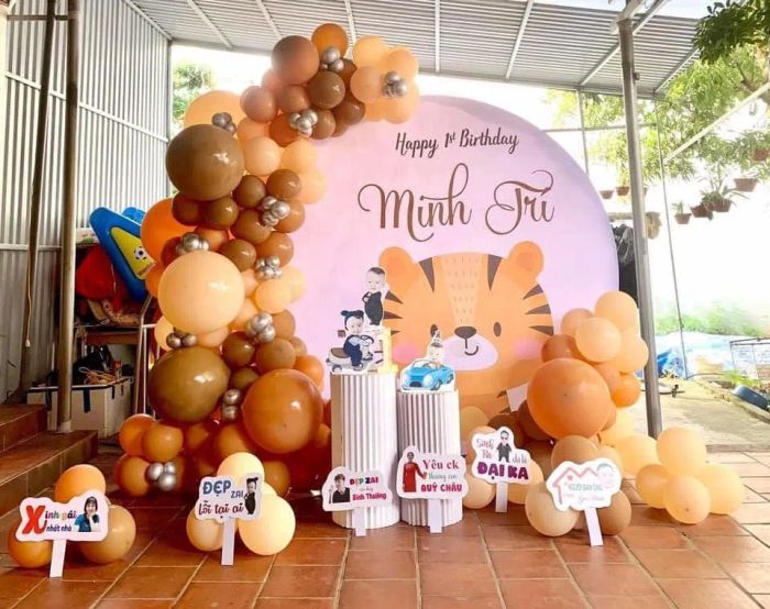 Không gian trưng bày ấn tượng tại SamBon Party