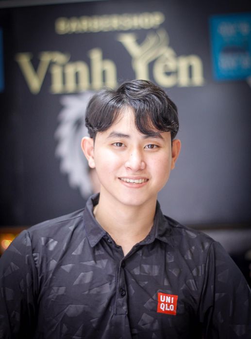 Không gian sang trọng tại VĨNH YÊN Barbershop