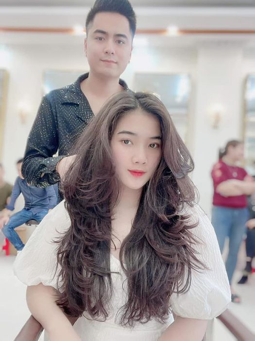 Hình ảnh không gian ấn tượng tại Hair Salon Huy Hoàng