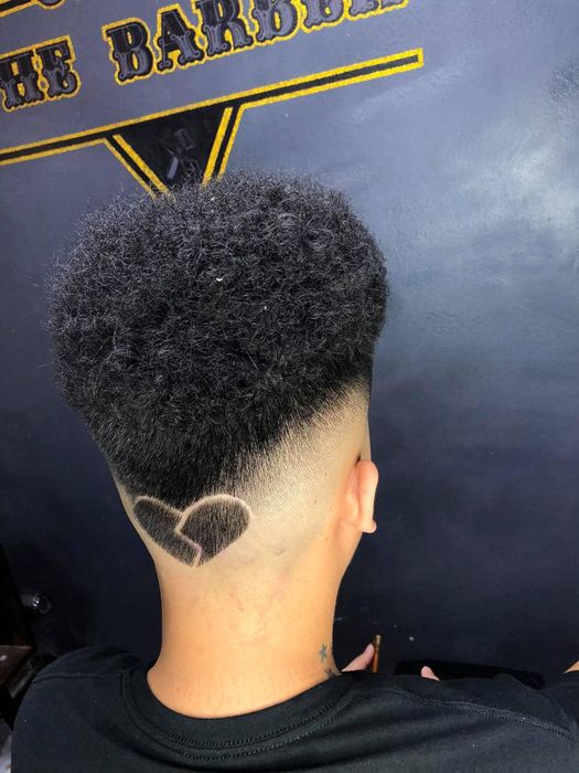 Học viên thực hành tại Chill The Barber