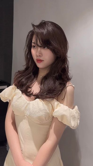 Hình ảnh đầu tiên từ Hưng Hairsalon – Khoảnh khắc toả sáng của mái tóc layer