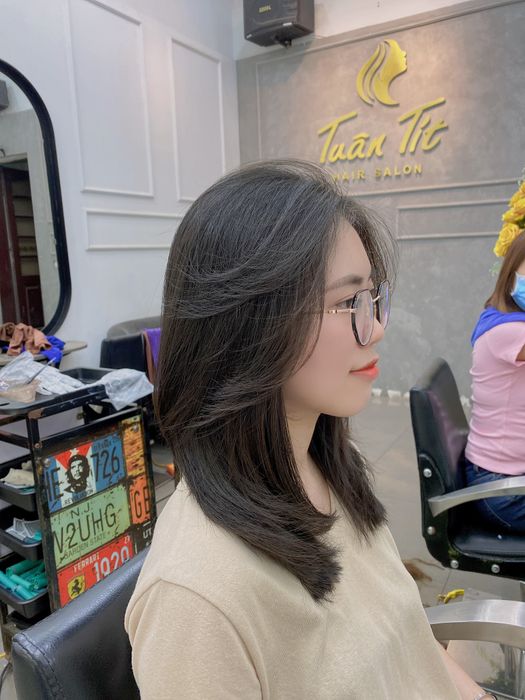Góc làm việc chuyên nghiệp của các stylist tại Tuân Tít Hair Salon