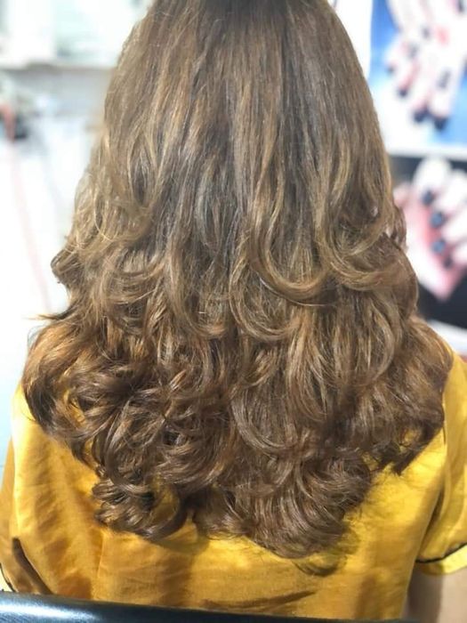 Cùng ngắm nhìn những khoảnh khắc ấn tượng trong không gian sang trọng tại Salon Tóc Minh Tân