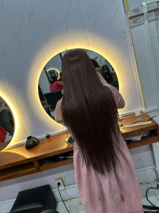 Không gian sang trọng và chuyên nghiệp tại Salon Lợi Anh