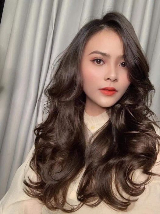 Không gian hiện đại và ấm cúng tại Tài Lộc Hair Salon