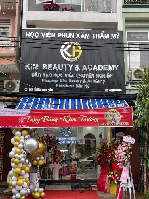 Hình ảnh thực tế kết quả điêu khắc chân mày tại Kim Beauty & Academy