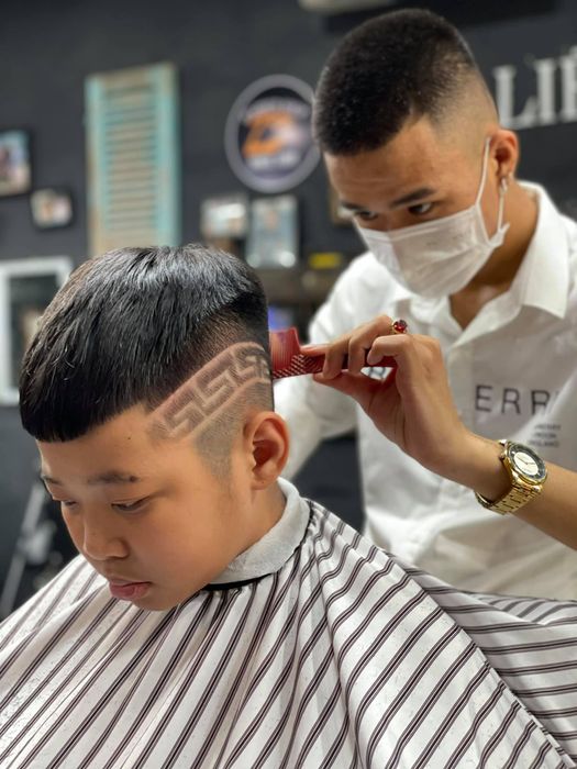 Hình ảnh phong cách làm việc chuyên nghiệp tại Tuan Lien